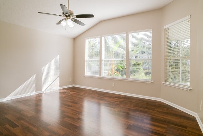 Photo - 244 N Hidden Tree Dr