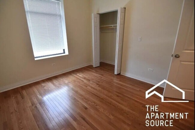 Photo - 802 W Belmont Ave Unit 3E