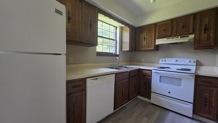 Photo - Renovated townhome in Linden Square.