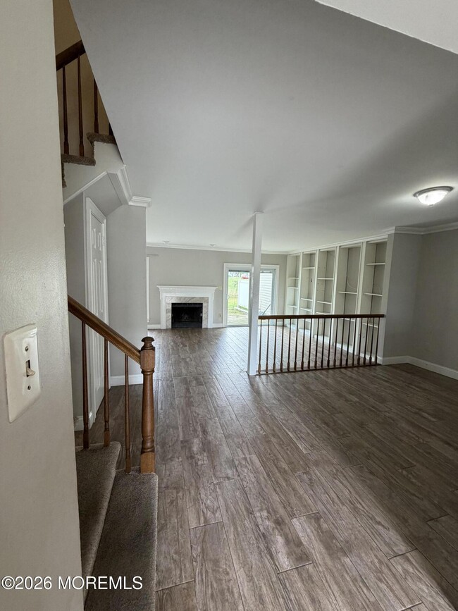 155 Tanglewood Pl