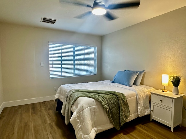 Photo - 638 Ribbon Grass Ave