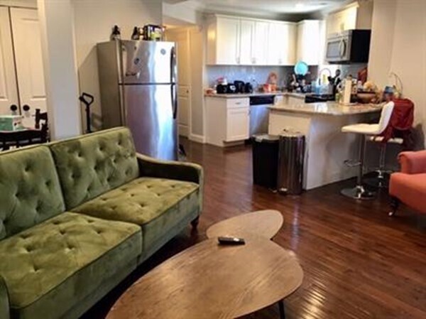 Photo - 142 Centre St Unit 2