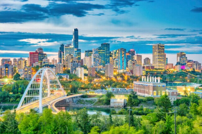 Photo - 10303-10107 107 St NW Unit ID1308642P