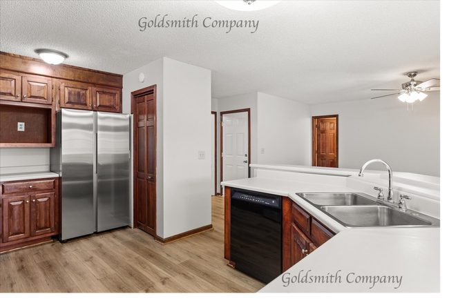 Photo - 208 Yellow Poplar Ct