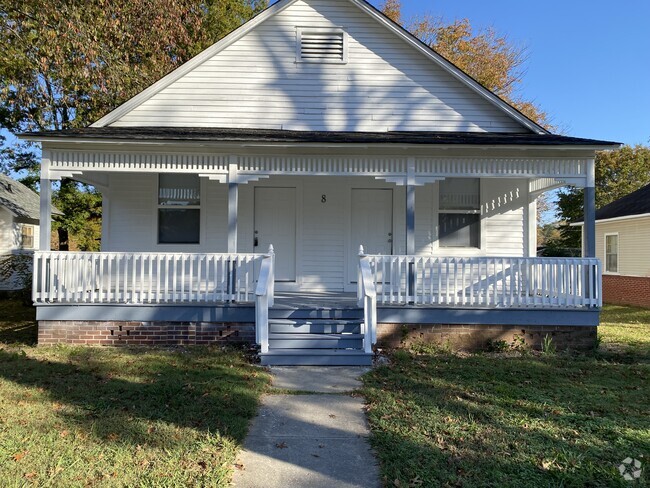 Building Photo - 8 4th St Rental