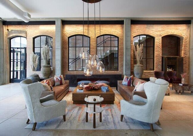 Photo - 315 Cesar Chavez Blvd Unit b8