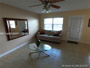 Photo - 300 SW 134th Way Unidad 105E