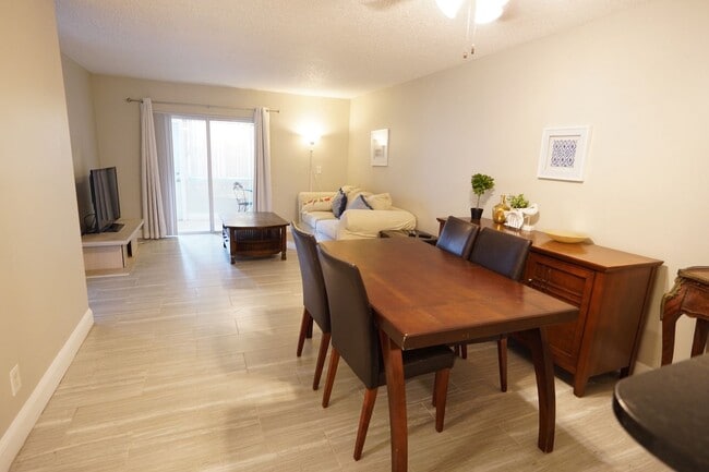 Photo - Renovated 2/2 in quite 55+ community