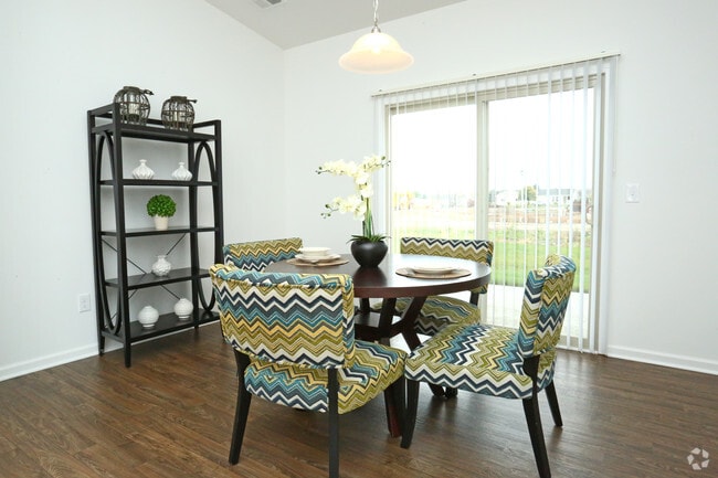 Dos habitaciones, dos baños C - The Reserve at Falcon Pointe Apartments