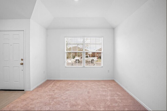 Photo - 113 Imola St