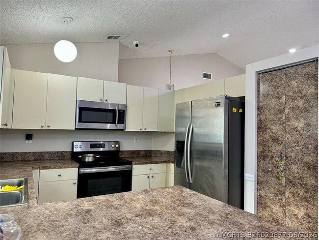 Photo - 1038 W Jasmine Ln