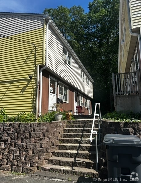 Building Photo - 185 Newell Ave Unit C Rental