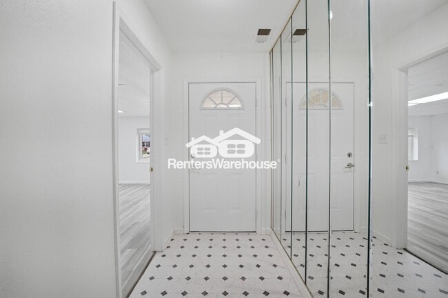 Photo - 3009 Knight Rd