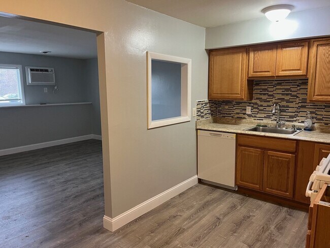 Photo - 225 Danforth St Unit 1C