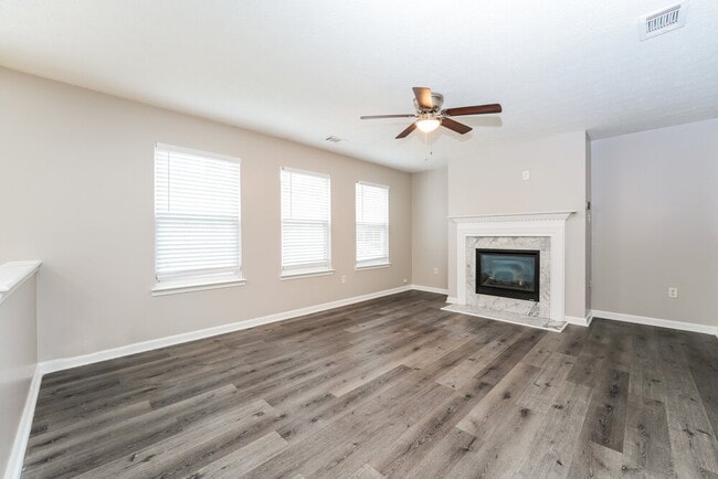 Photo - 4969 Saddle Creek Cir