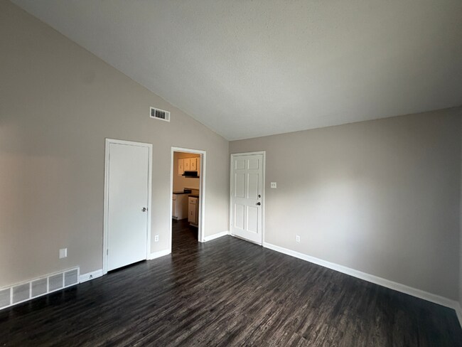 Charming 3BR/2BA Bartlett Area Home | High Ceilings, Brick Fireplace & Fenced Yard