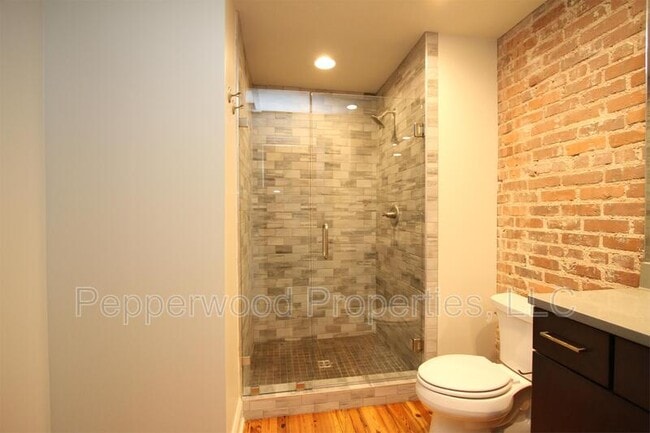 Photo - 149 S Daniel Morgan Ave