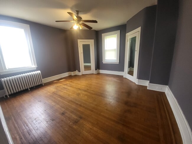 Photo - 5044 N Sydenham St