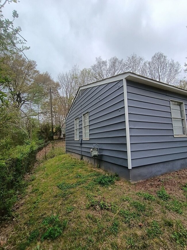 Photo - 2551 Dakar Ave