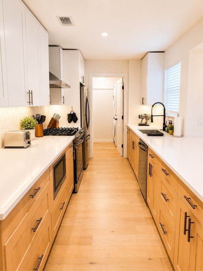 Photo - *** Near Domain * Stunning 5 Bedroom 4 Bath House with Garage * Fully Furnished * Designer Decora...