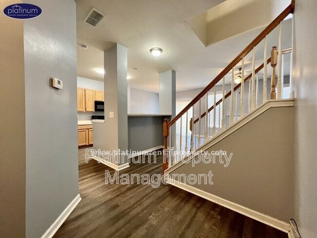 Photo - 1106 Treymont Ln SW
