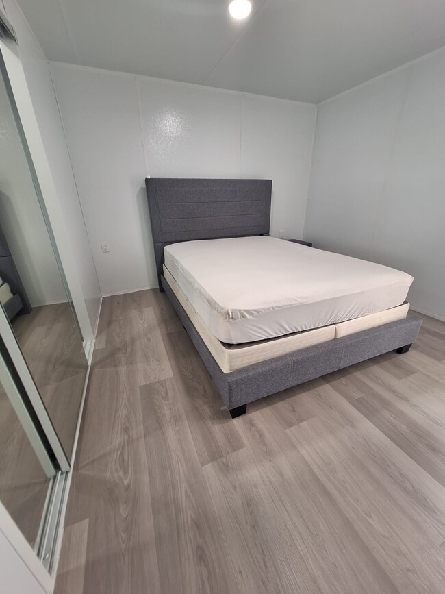 Photo - 13241 SW 27th St Apartment Unit Beautiful efficiency