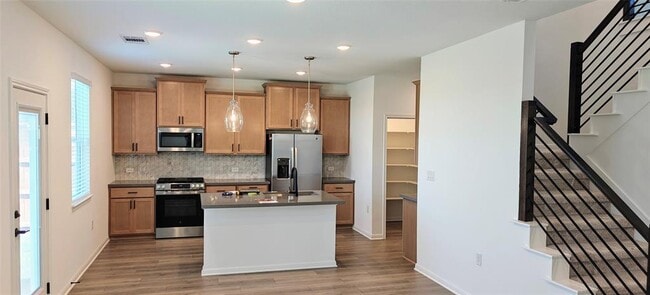 Photo - 1417 Purple Martin Dr