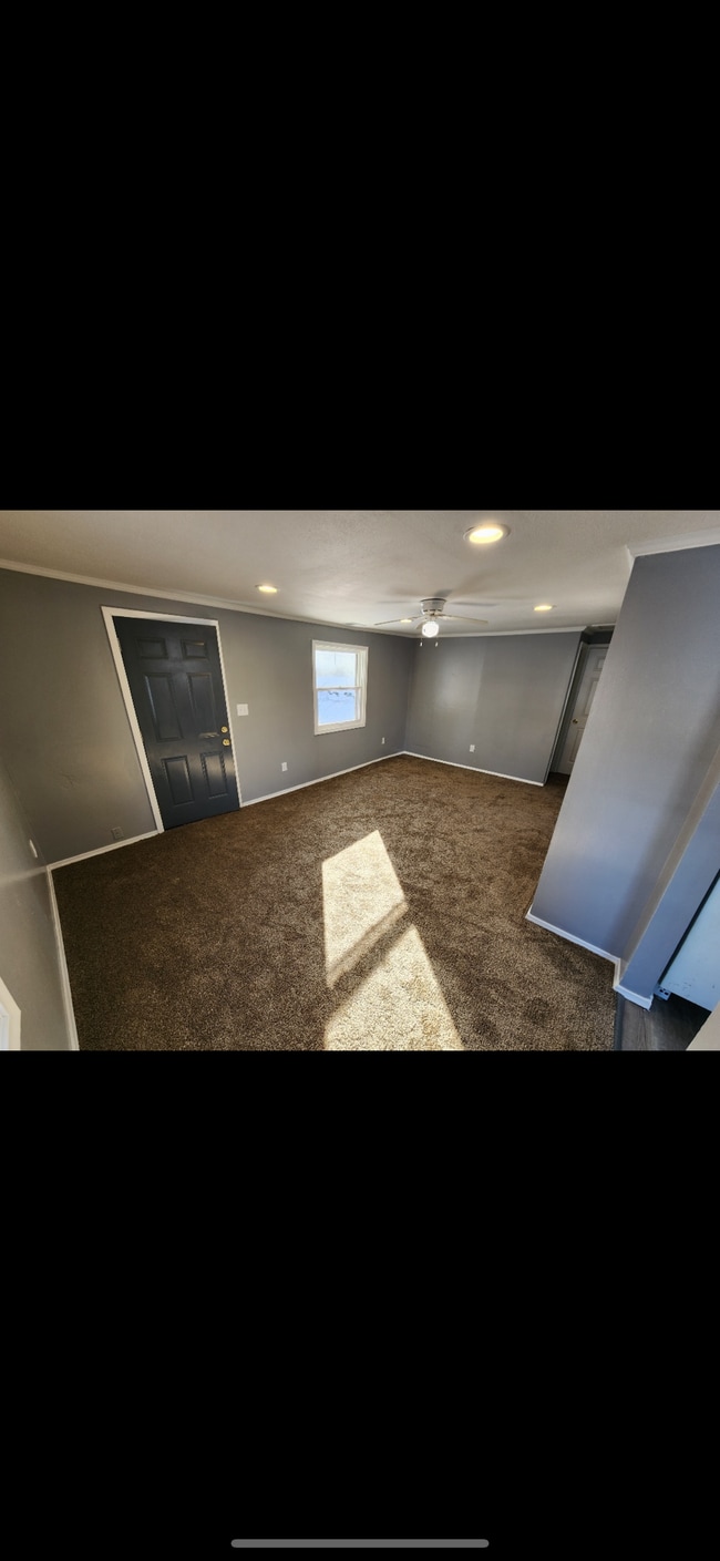 Photo - 409 E Woodside St