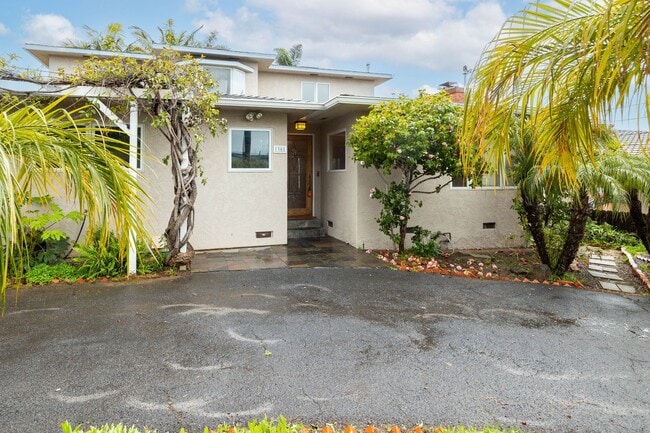1301 Forest Ave
