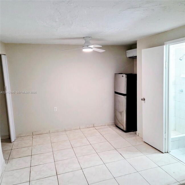 Photo - 5871 NW 199th St Unidad 5871R