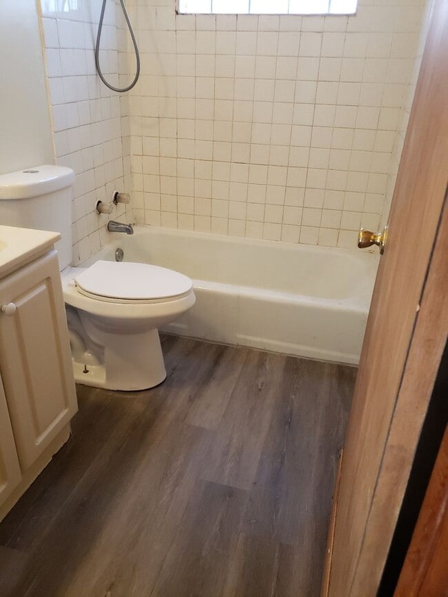 Photo - 5730N91stM Unit APT-1