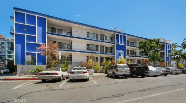 Building Photo - 1 Bed / 1 Bath Apartment – Long Beach