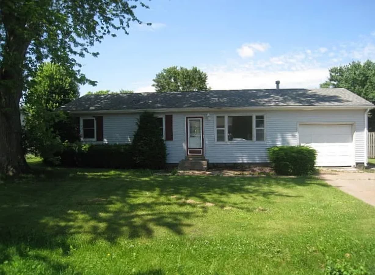 Spacious 3 Bedroom Home in Desirable Coal Valley! - Spacious 3 Bedroom Home in Desirable Coal Valley!