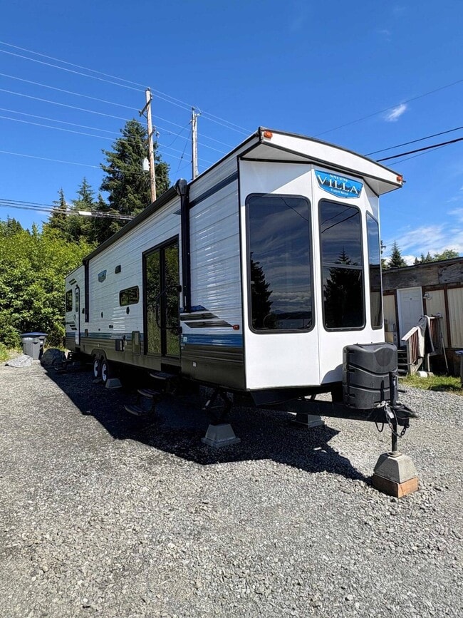 Photo - 11385 N Tongass Hwy