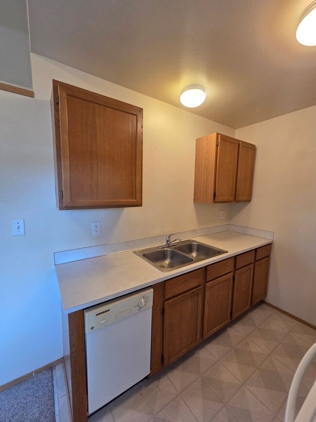 Photo - 1580fe Unit 1588