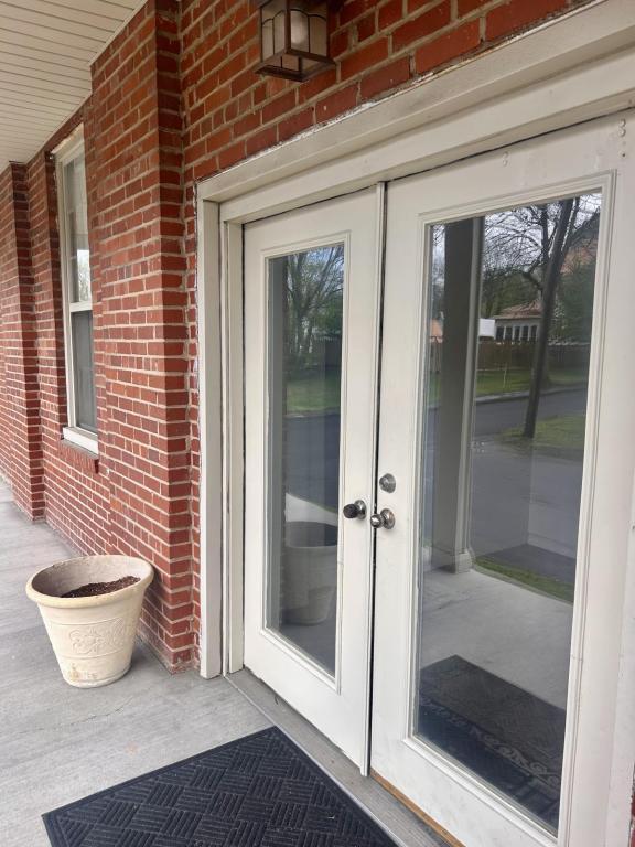Photo - 111 W McKinney Ave Unit #B Rogersville, TN 37857