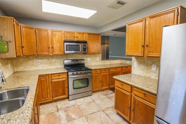 Photo - 17415 Hamilwood Dr