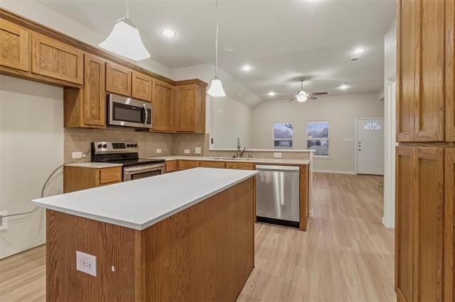 Photo - 731 W Morton St