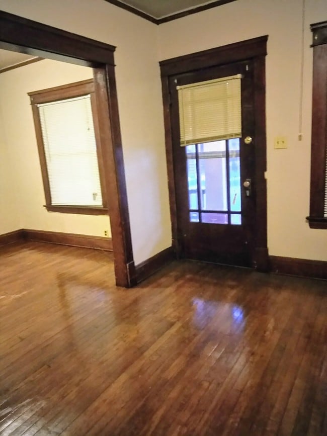 Building Photo - 2782 E 126th St Unit 1