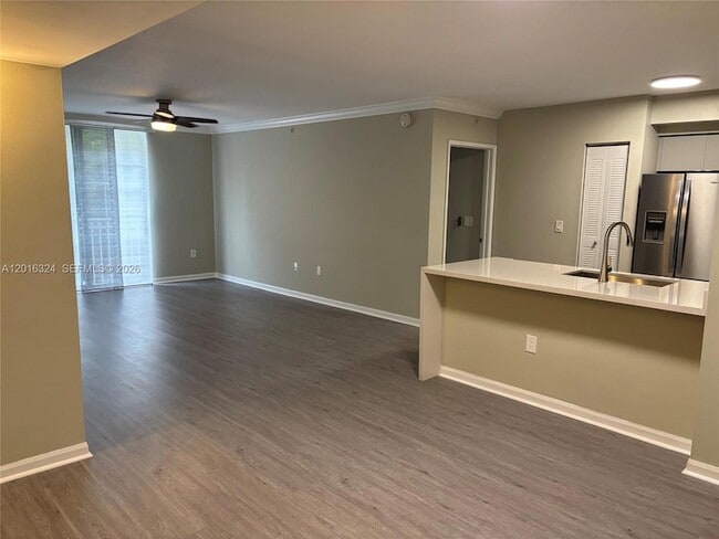Photo - 1900 Van Buren St Unit 201