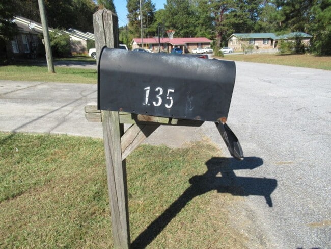 Photo - 135 Carroll Cir