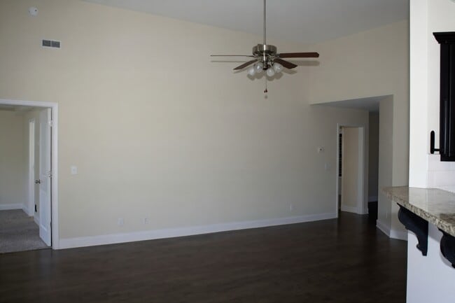 Photo - 1275 Eagle's View Dr