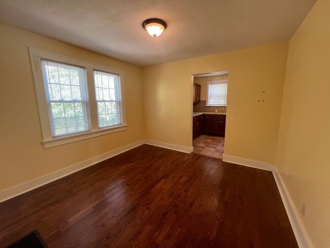 Photo - 232 Hickory Grove Blvd
