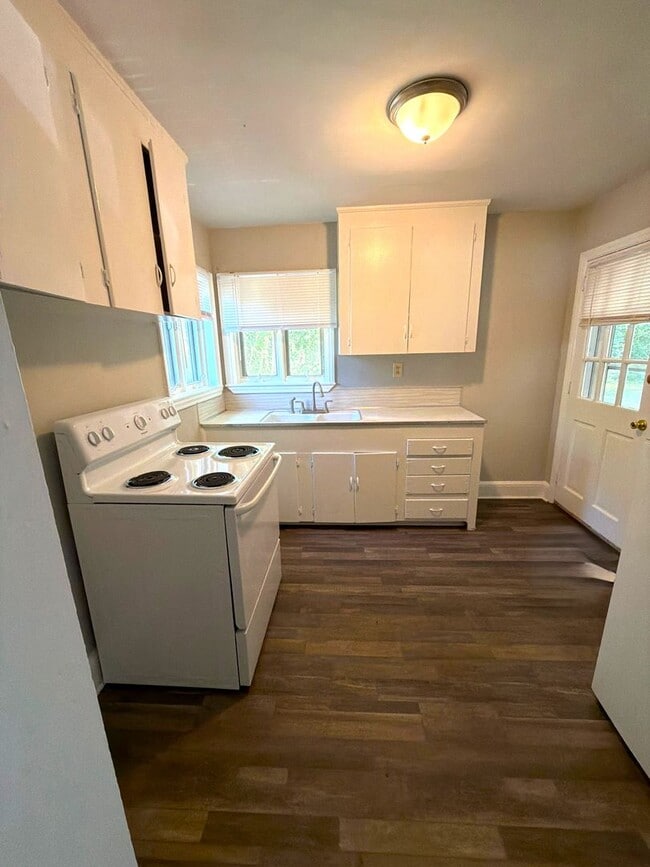 Photo - T.R. Lawing Realty Property