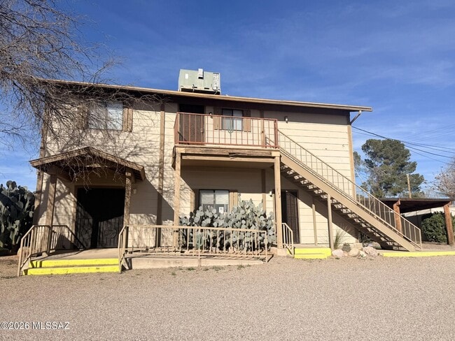 Photo - 732 W 4th St