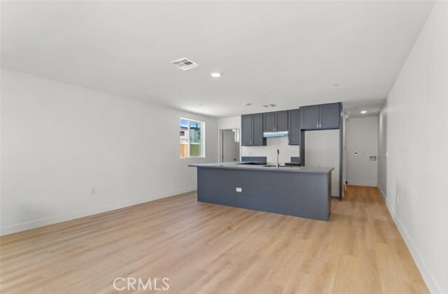 Photo - 711 W 80th St