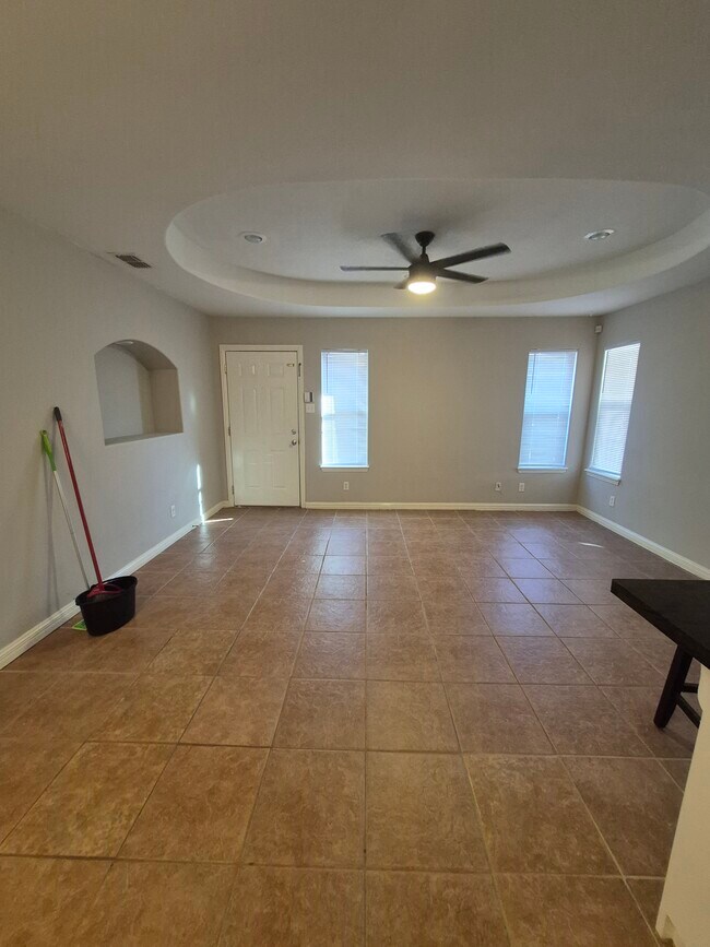 Living Room - 617 DFW Dr Unit Apt 4