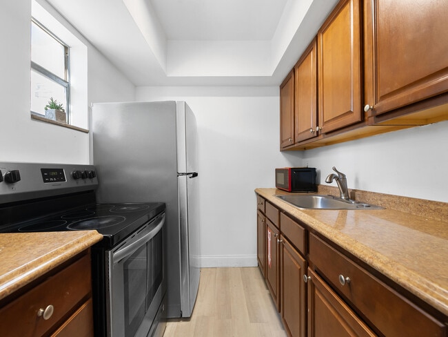 Photo - 321 SW 14th St Unit 3