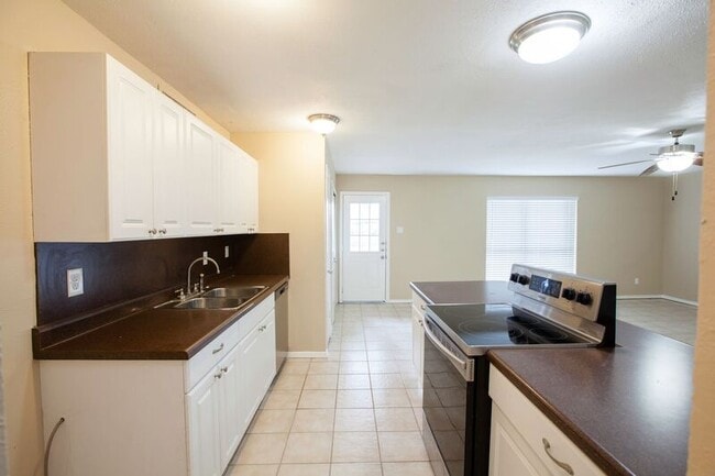 Photo - 5308 Gates Dr