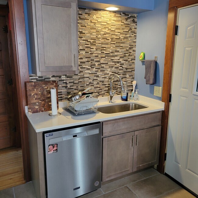 Photo - 23 N Hancock St Unit 23 N. Hancock St.